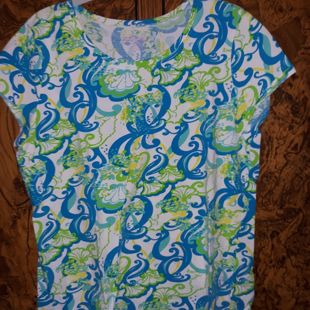 Lilly Pulitzer Blue and Green Swirl Short Sleeve Top